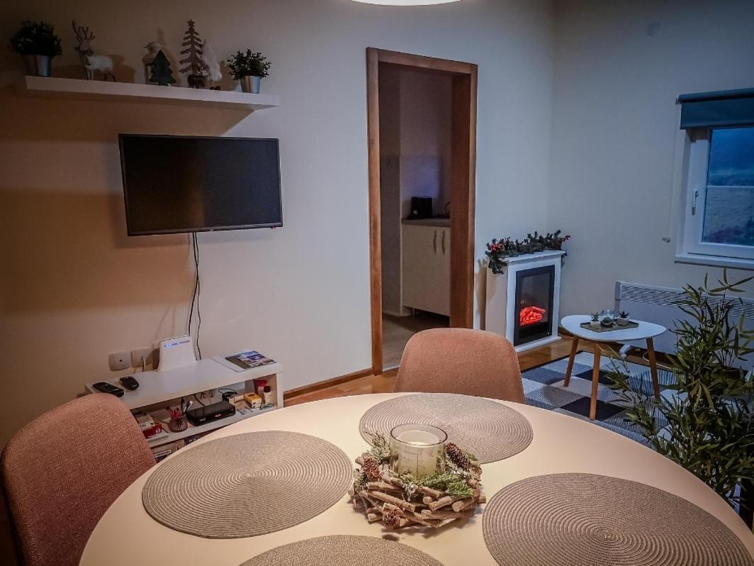 Star Apartman Brzece Kopaonik ภายนอก รูปภาพ
